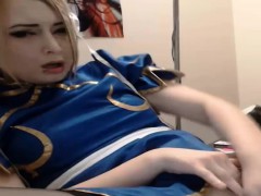 Sexy Blonde Masturbating Hard On Webcam