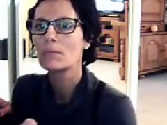 Short haired brunette mom flashes her lovely tits and sucks