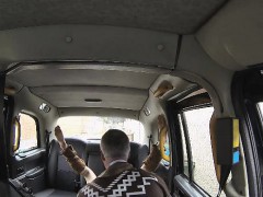 Brunette Alessa Savage Getting Pussy Eaten In Taxi