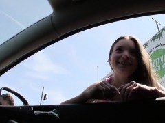 Stranded eurobabe screwed outdoors in car