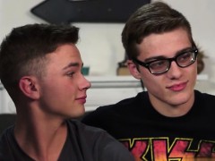Hot twink threesome and cumshot