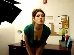 PAWG shaking her ass in office