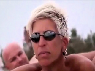 Nude Beach – Hot Public Sex