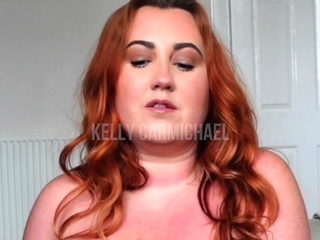 Big boob brunette masturbates on webcam