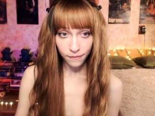 Petite amateur redheaded teen pisses and sucks cock