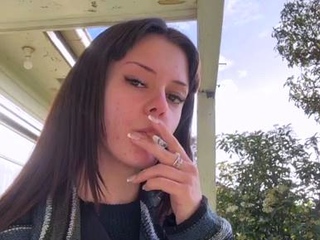Miss Cane aka itsmisscane OnlyFans – Getting some fresh air