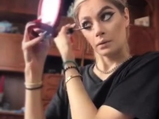 Blonde emo amateur solo masturbation