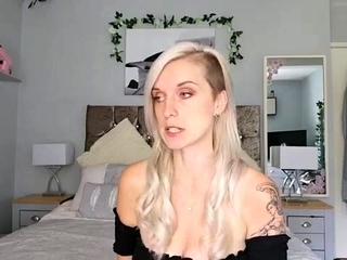 Lexi Snow – I Want A Tiny Pet Not A Lodger