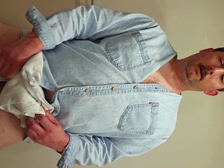 Tiny dick jerk off