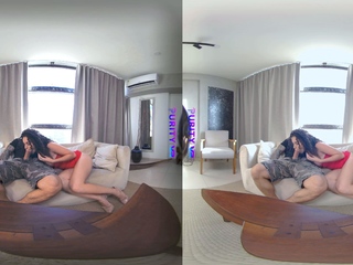 PURITYVR Burning touch with Bruna Santos
