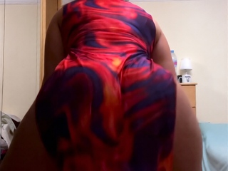 Masturbating amateur cums after solo fun