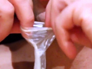 Muscular Amateur Self-Swallowing Fruit Fuck