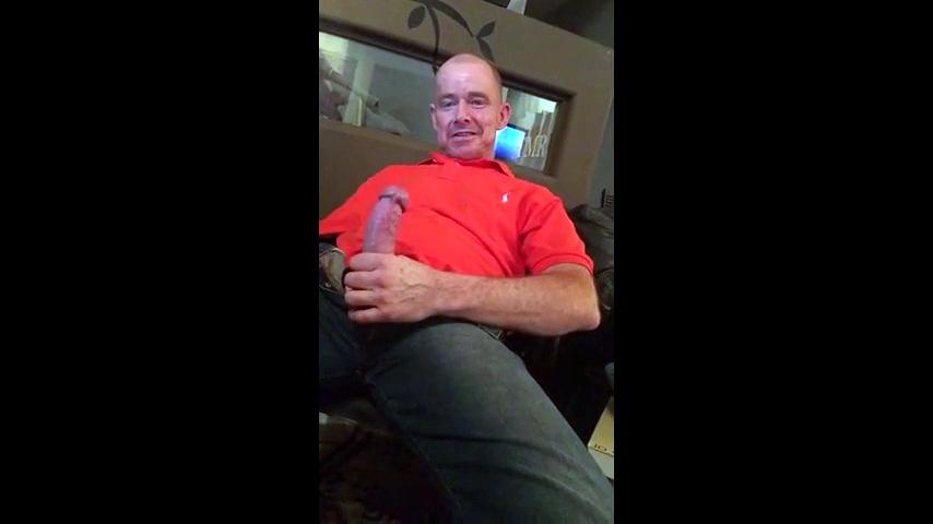 Big-Cock Daddy Strokes to Porn