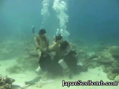 WTF Sex while Diving!