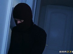 Pussy Burglar