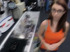 Petite sexy Jenny sucks dick