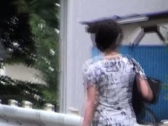 Japanese hottie pisses outdoors