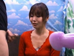 Subtitled CFNM Japanese handjob blowjob for confidence