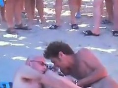 Horny People Having Sex In Public At A Beach