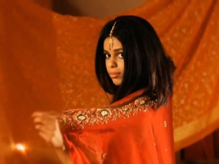 Bollywood Princess Have A Teasing Look