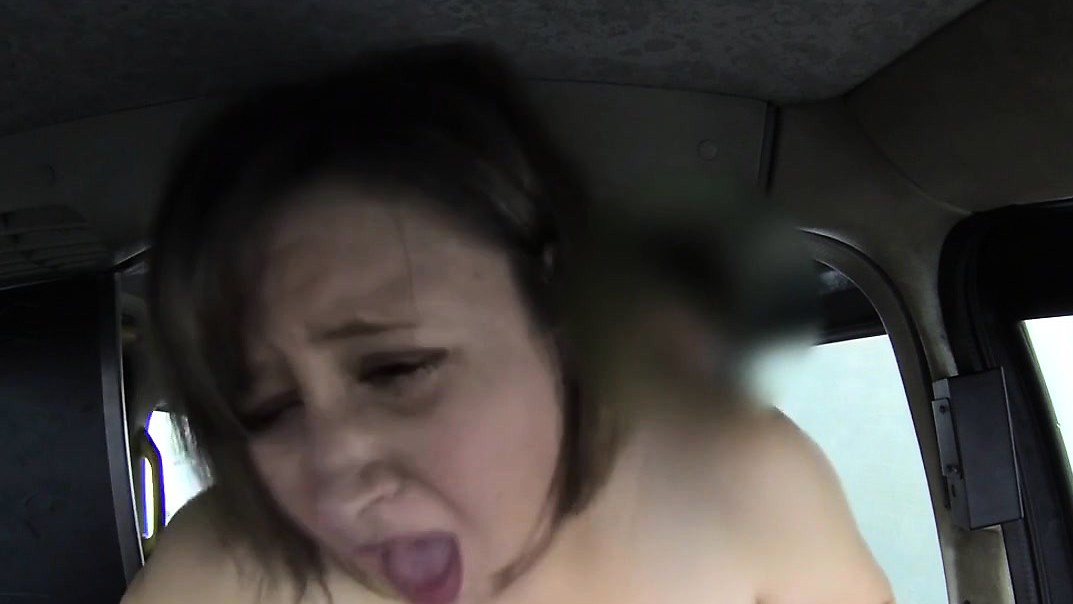 Natural busty bbw rimming cab driver