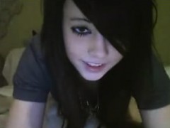 Cute brunette emo teen - NeatCams.com