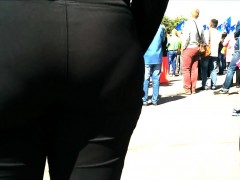 Large booty milf in sweatpants