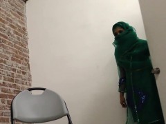 Muslim babe sucks bbc