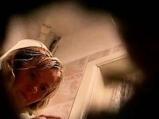 Spying mom in toilet Anita from 1fuckdatecom