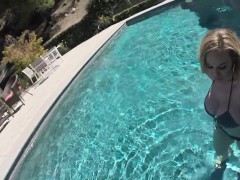 Horny Olivia Austin plays with her pussy underwater