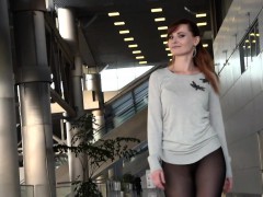 Jeny Smith transparent leggings flashing