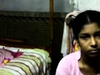 Two Indian lovers fuck on webcam (Amateur)