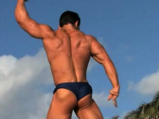 Muscle gay cumshot...