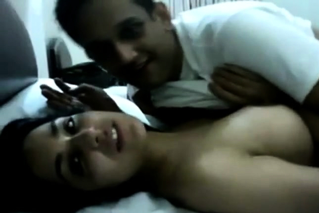 Ultra Hot - Pakistani actress Meera with Naveed sex video