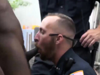 Police Fucked Gay Give This Stud An Chance...