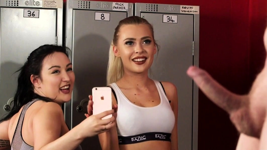 Voyeur gym duo film JOI in fitness lockerroom