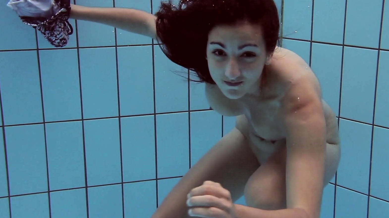 Sima Lastova hot underwater must watch!