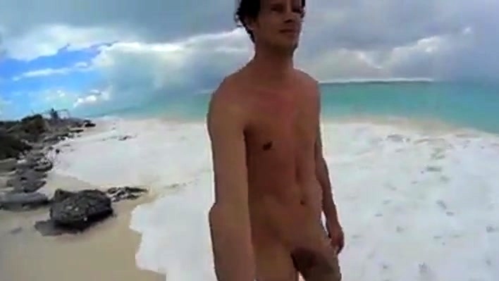 Str8 men jerk off in Cuba beach Playa