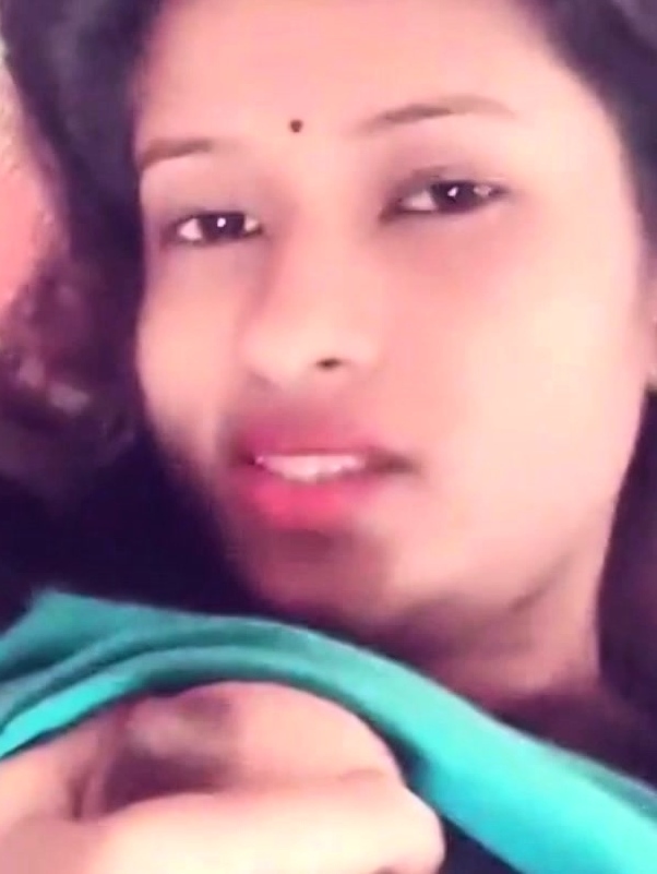 INDIAN TEEN NIPPLES RUBBING