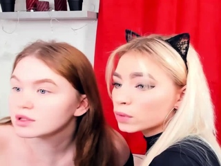 Hot Lesbian Couple Plays Pussy Together