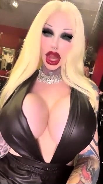 Kitty Ink Bimbodoll