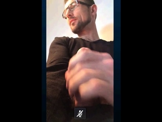 Str8 daddy showing off his cock...