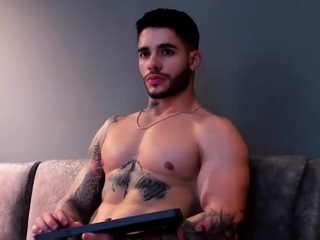 Hot Gay With Big Muscles Masturbates...