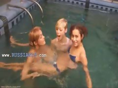 Three french teenies in the pool