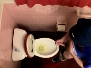 Gay Feet Licking Xxx Unloading In The Toilet...