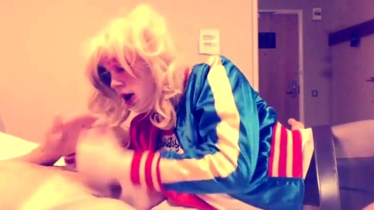 Suicide Squad Harley Quinn crossdresser suck and swallow