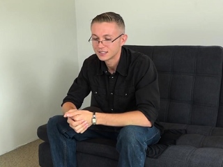 Sexy solo homosexual stud masturbates