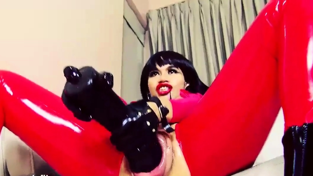 Fucking Her Monster Hole With Giant Toys