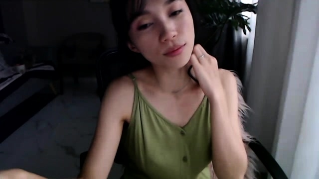 JUICY_KRISSY MFC nude cams