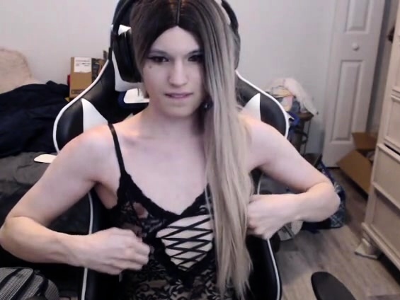 Solo webcam tranny masturbation